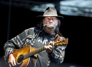 Don’t Expect Neil Young to Embark on a Retirement Tour
