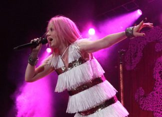 Garbage Announce U.S. Tour to Celebrate the 20th Anniversary of “Version 2.0”