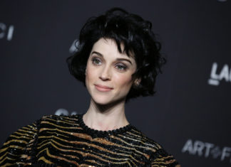 Watch St. Vincent Cover Lou Reed’s “Perfect Day”