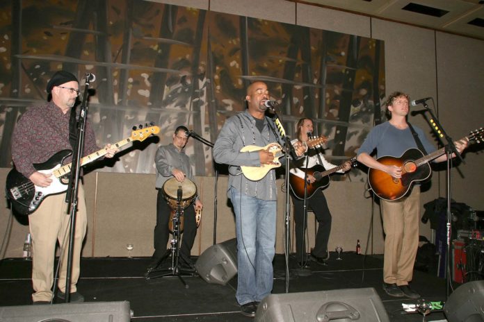 Hootie & the Blowfish Announce Tour and New Album in 2019