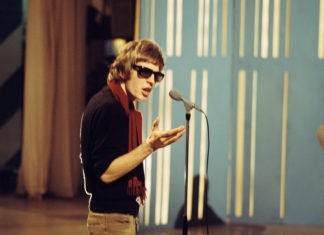 Experimental Pop Star Scott Walker Dies Aged 76