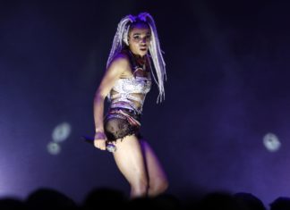 FKA Twigs Announces Details of New Album
