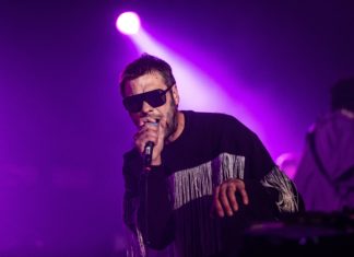 Kasabian’s Tom Meighan Has Been “Growing Vegetables” While Pizzorno Goes Solo