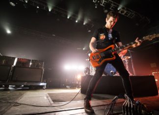 Royal Blood Continues Their Perfect UK Streak With “Back to the Water Below”