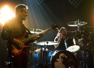 Dave Grohl On The Odds of Them Crooked Vultures Getting Back Together