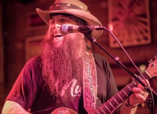 Dallas Moore Misses His Wife and Daughter’s Company in New Song