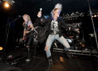Crashdïet’s New Album Was Recorded Just the Way the Band Wanted it