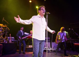 Huey Lewis and the News Share Their First New Material in 10 Years
