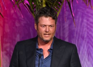 Blake Shelton Teases New Album “Fully Loaded: God’s Country“