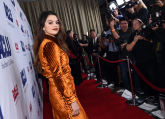 Selena Gomez’s “De Una Vez” is a Magical Homage to Her Latin Roots