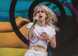 Paramore’s Hayley Williams Joins Foo Fighters for Electrifying Cover of “My Hero”