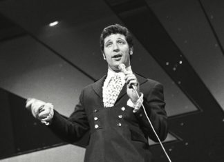 Tom Jones’ Secret to Years of Success and Marriage Revealed