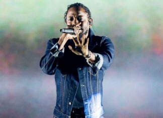 Kendrick Lamar Dominates Billboard 200 & Hot 100 Charts With “GNX” Kendrick Lamar at the Festival D'ete De Quebec in 2017
