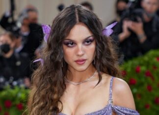 Lollapalooza 2025: Olivia Rodrigo & Sabrina Carpenter Among Headliners Olivia Rodrigo at the 2022 Met Gala