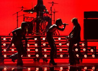 Måneskin Deliver Electrifying Cover of Oasis’ “Don’t Look Back In Anger”