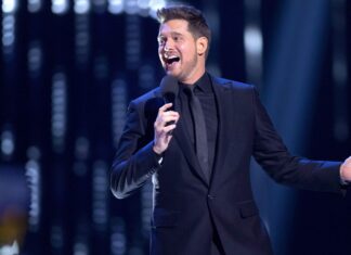 Michael Bublé’s “Christmas” Returns to No. 1 in The UK